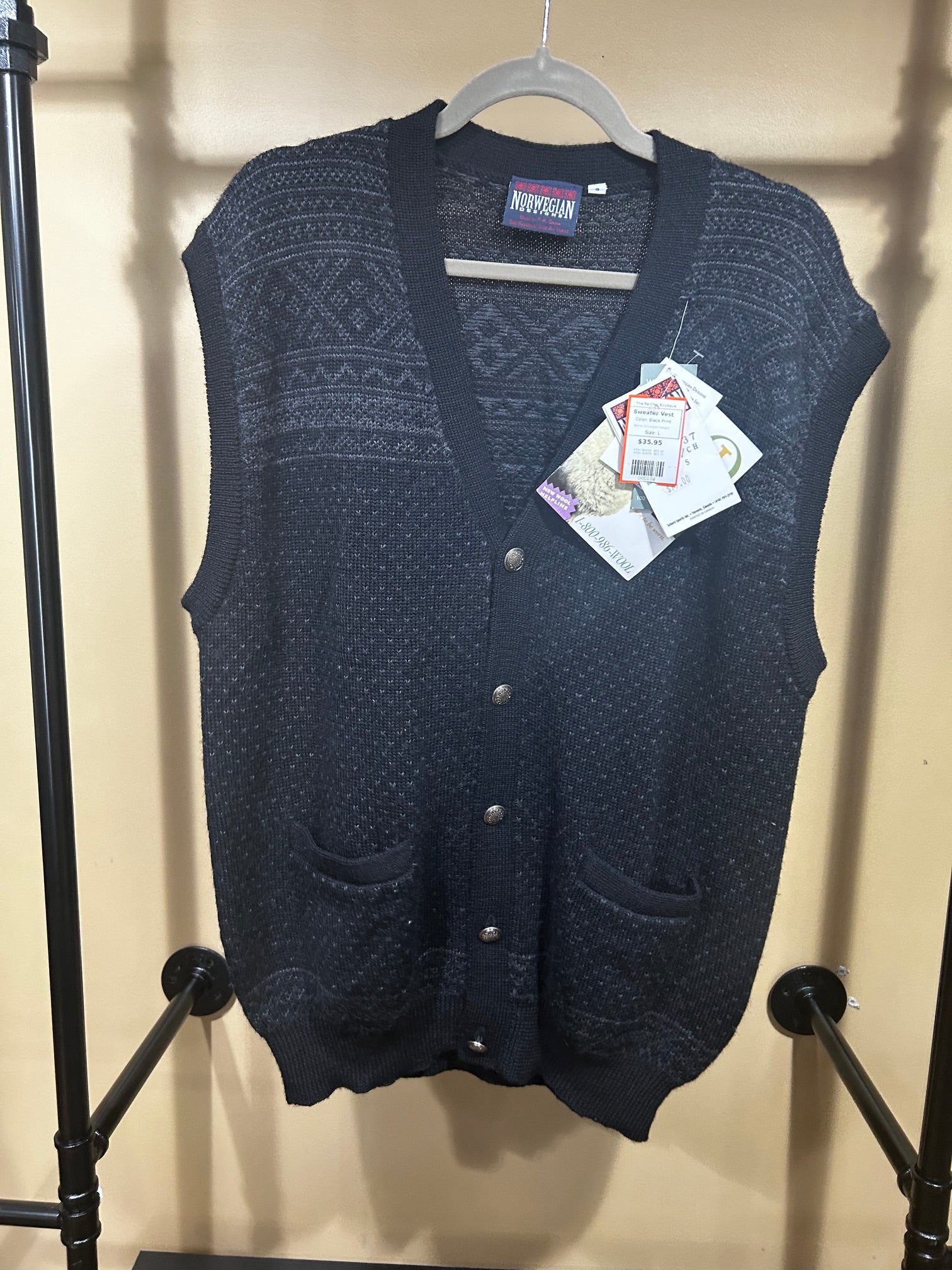 Black Print Norwegian Designs Sweater Vest, L