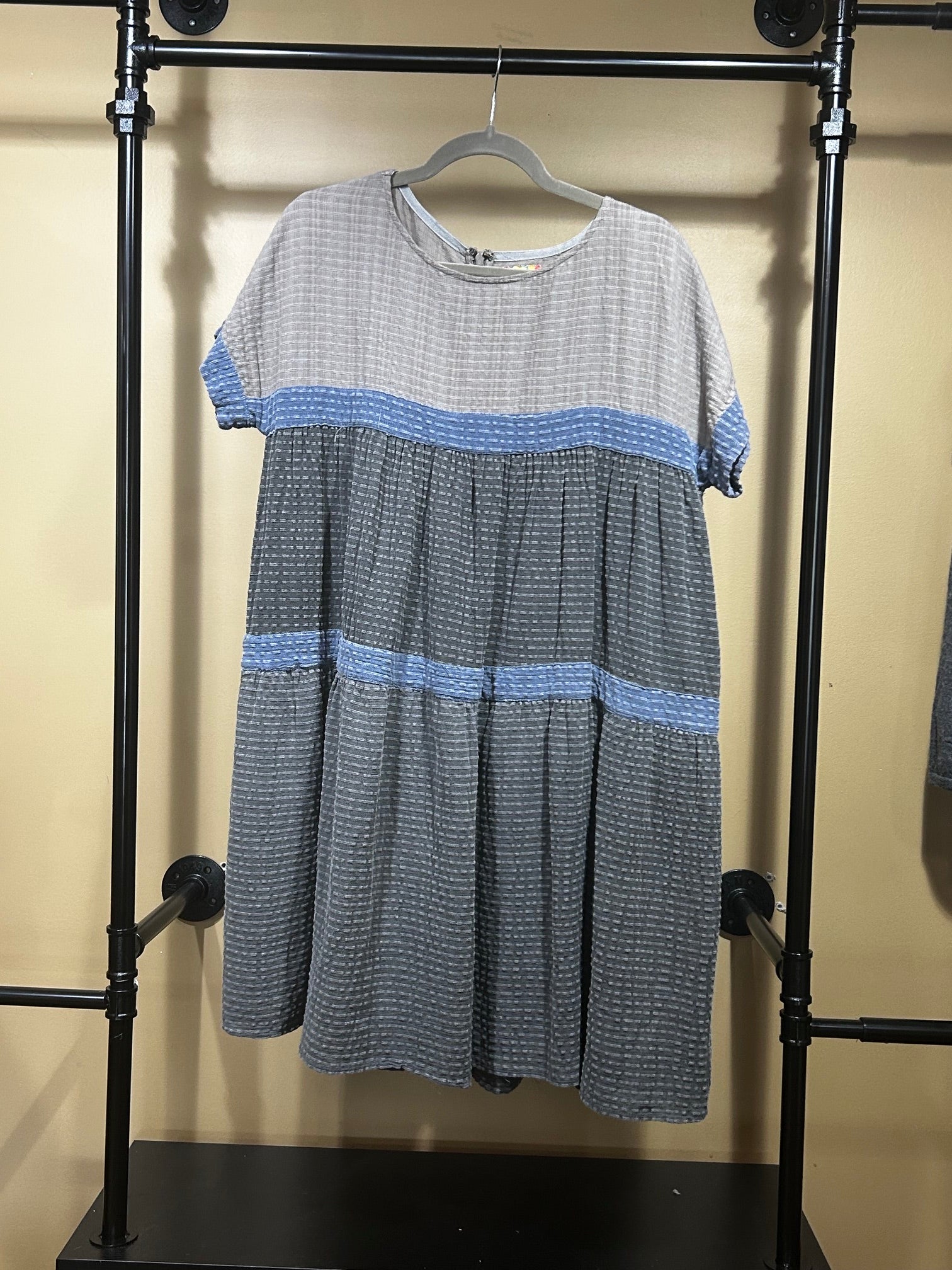 Gray  eri & ali  Dress, XS/S