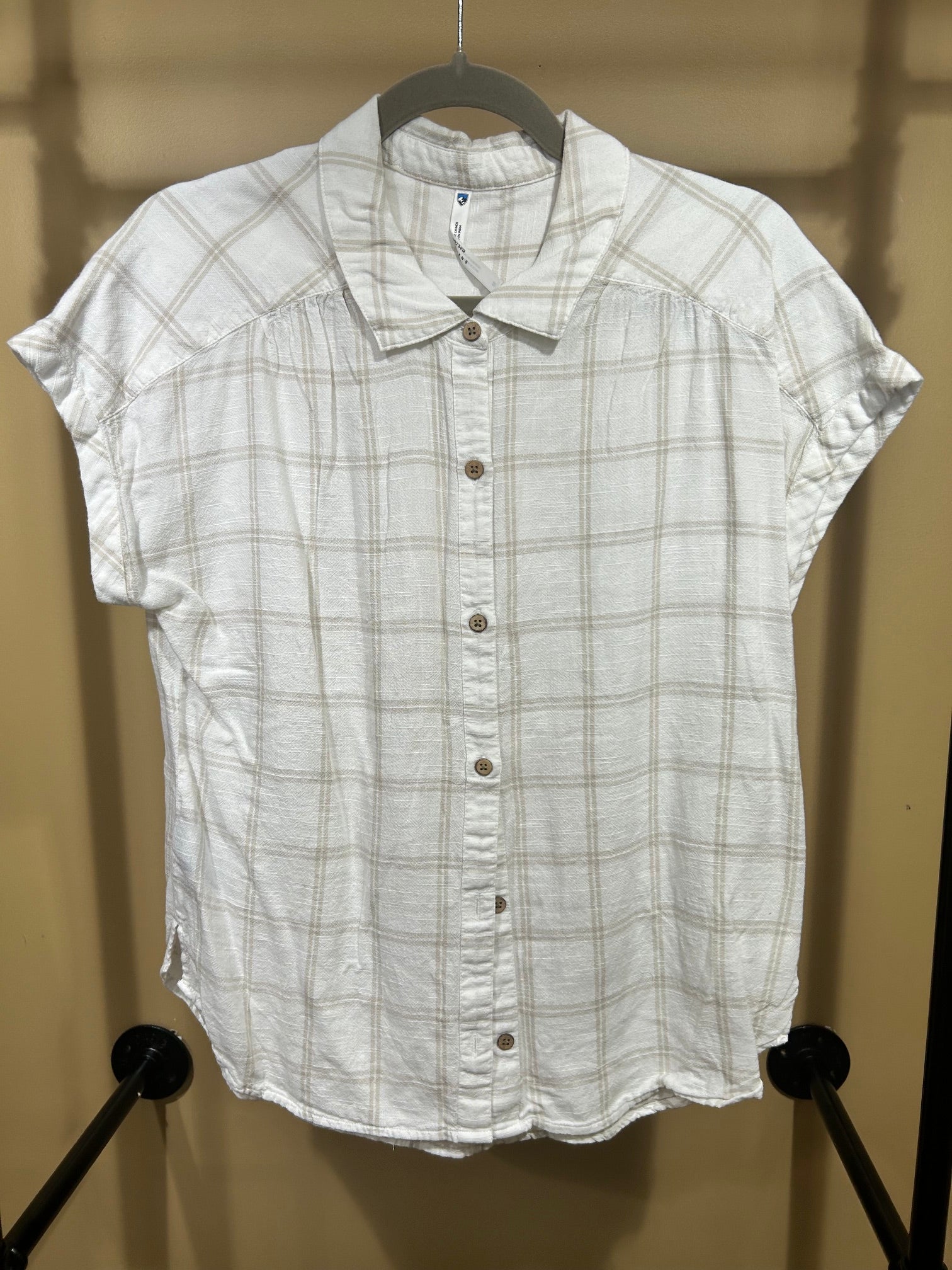 Tan Kuhl Button Down Top, M