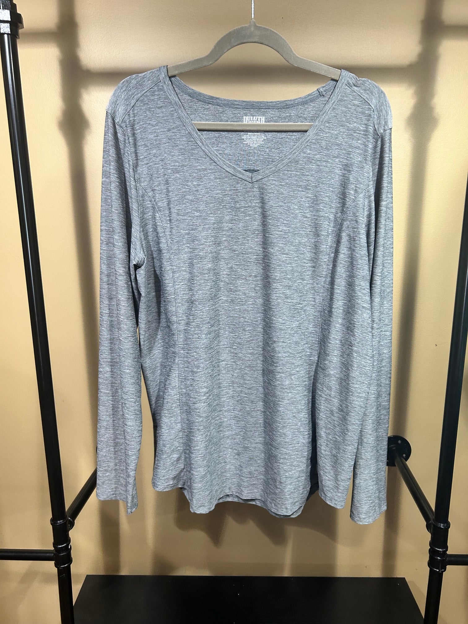 Gray Duluth Trading Co Poly/Spandex Top, L