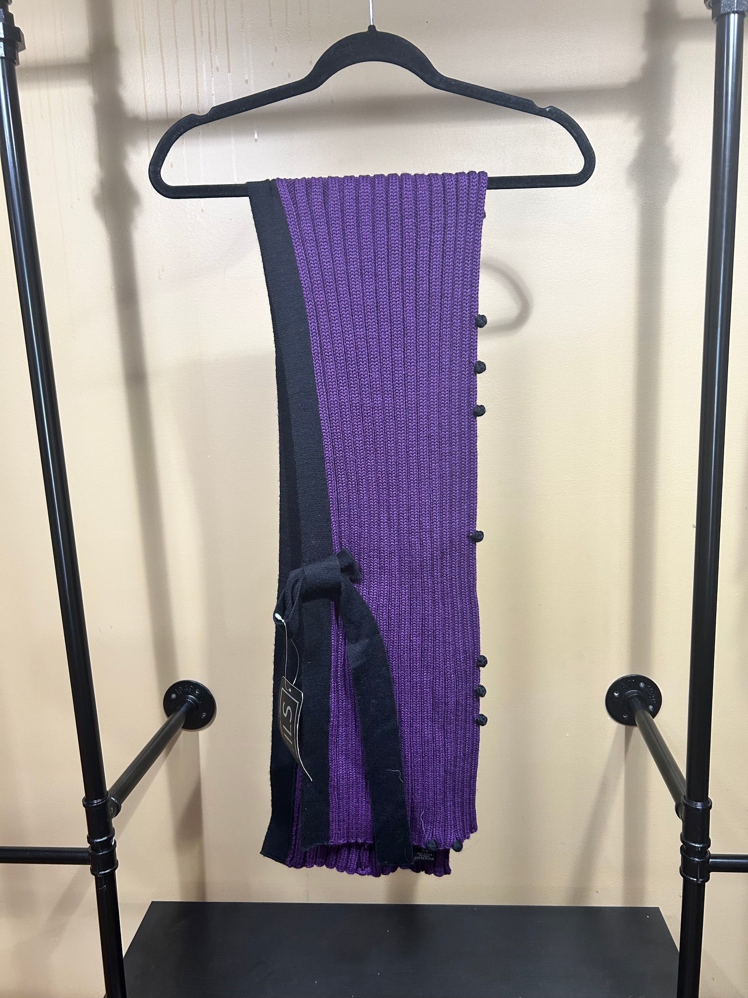 Amethyst/Onyx Nils NWT Wool Blend Scarf, OS