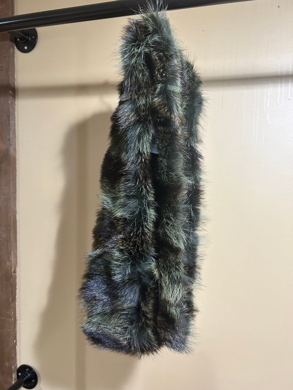 Green and Black Harricana $ 459 NWT Raccoon Infinity Scarf, OS