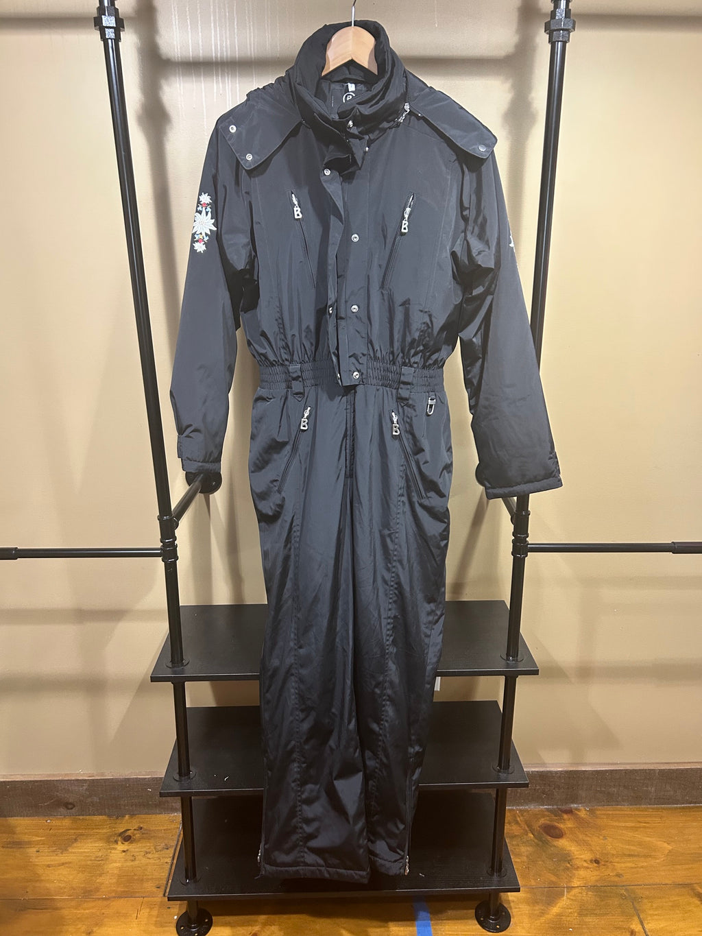 Black Bogner NWOT SKI SUIT, 12