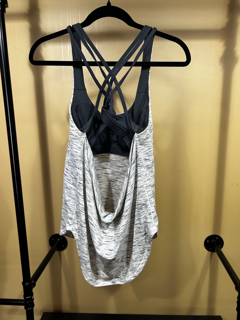 Gray Lululemon Workout Top Built-in Bra, M