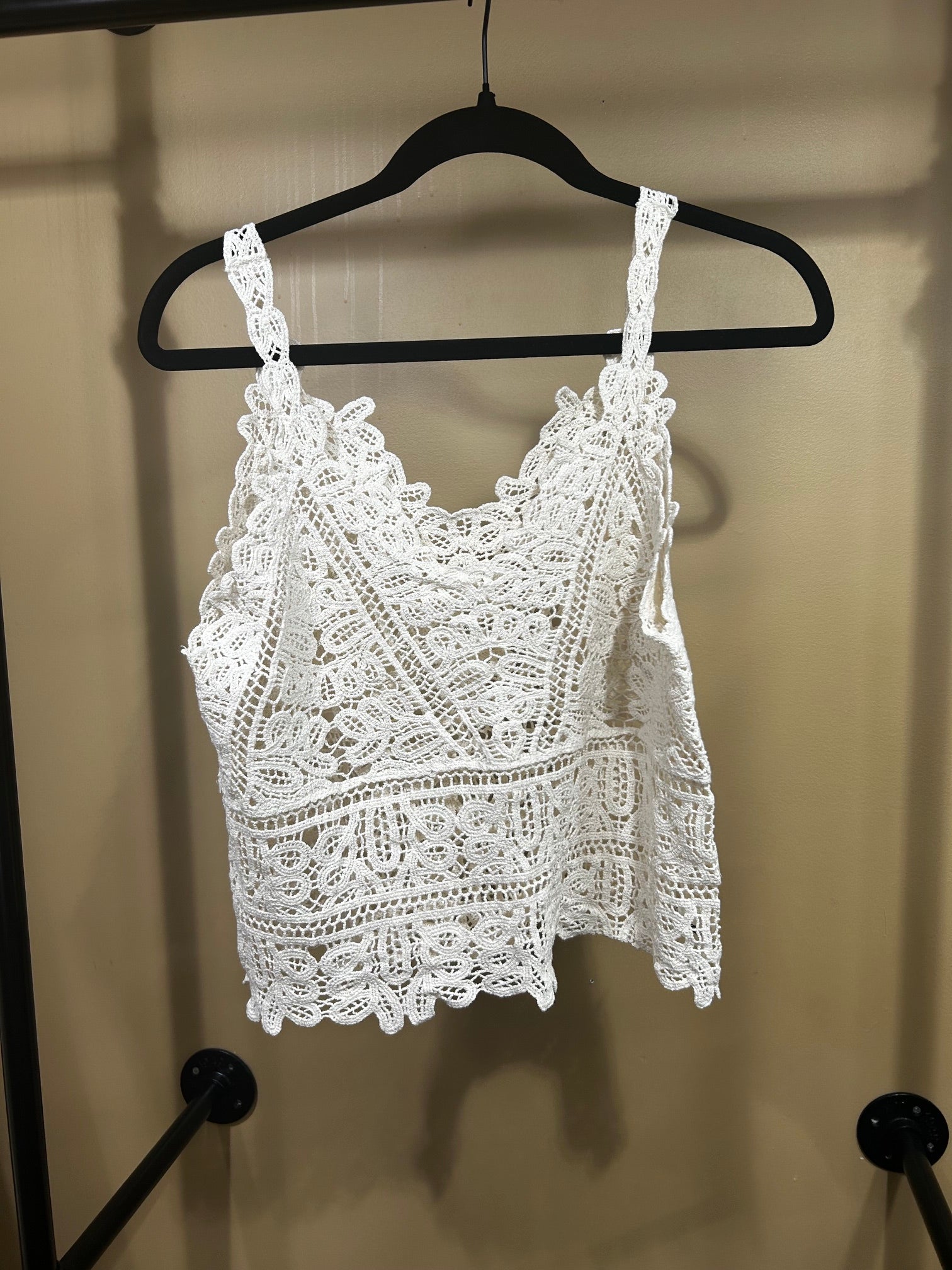 Cream No Brand Label Crochet Cami, M