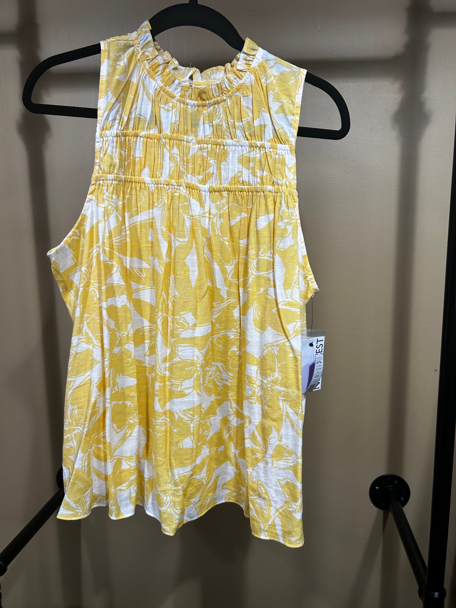 Yellow Nine West NWT Tank, L