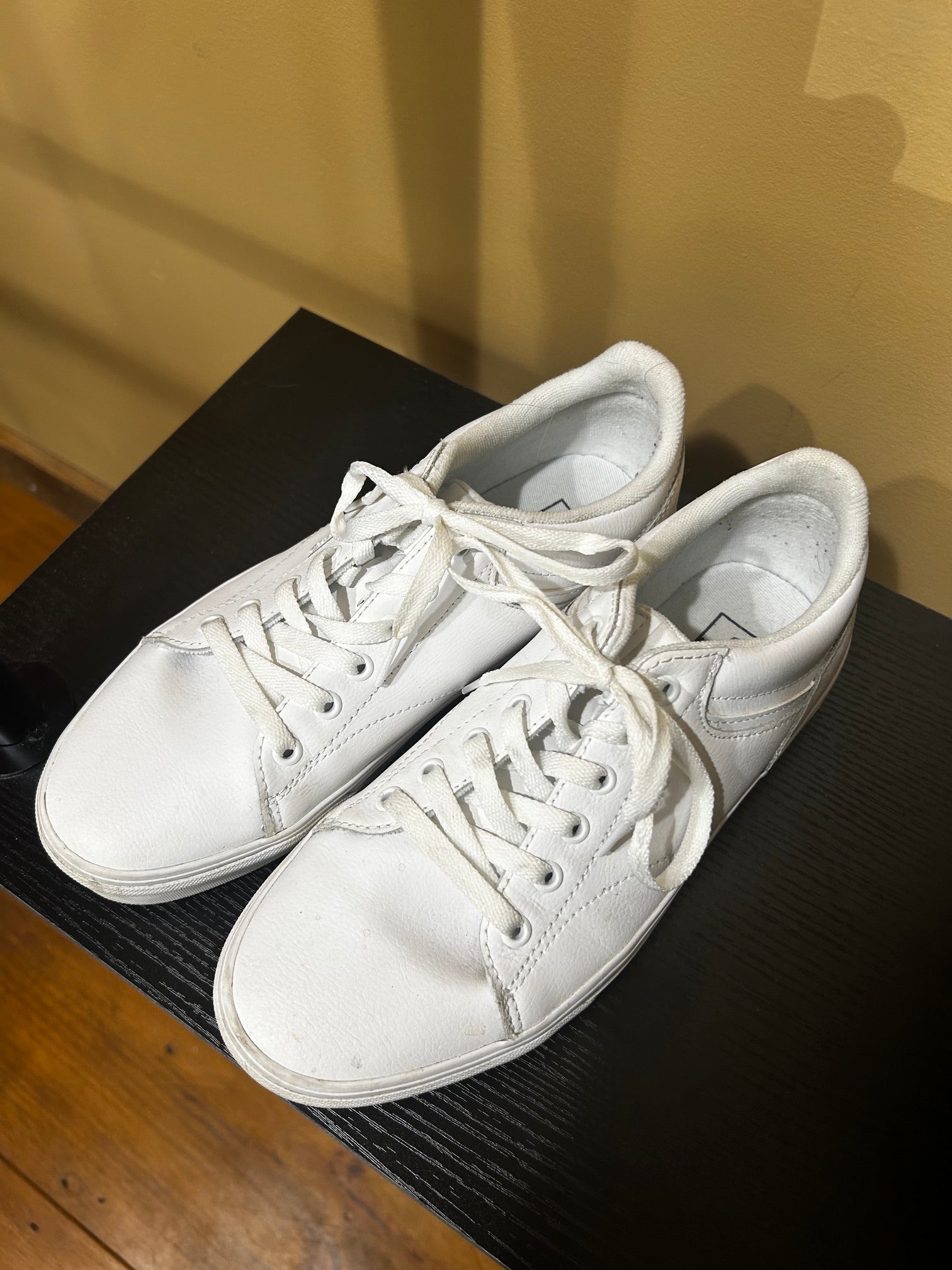White Vans Seldan Leather Sneakers, 10