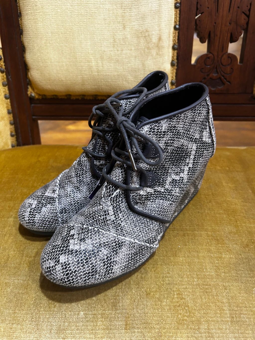 Gray Snakeskin Toms Wedge Booties, 9.5