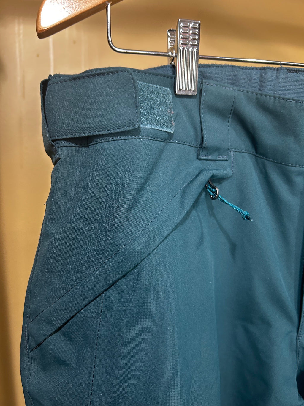 Green Eddie Bauer Ski Pants, M