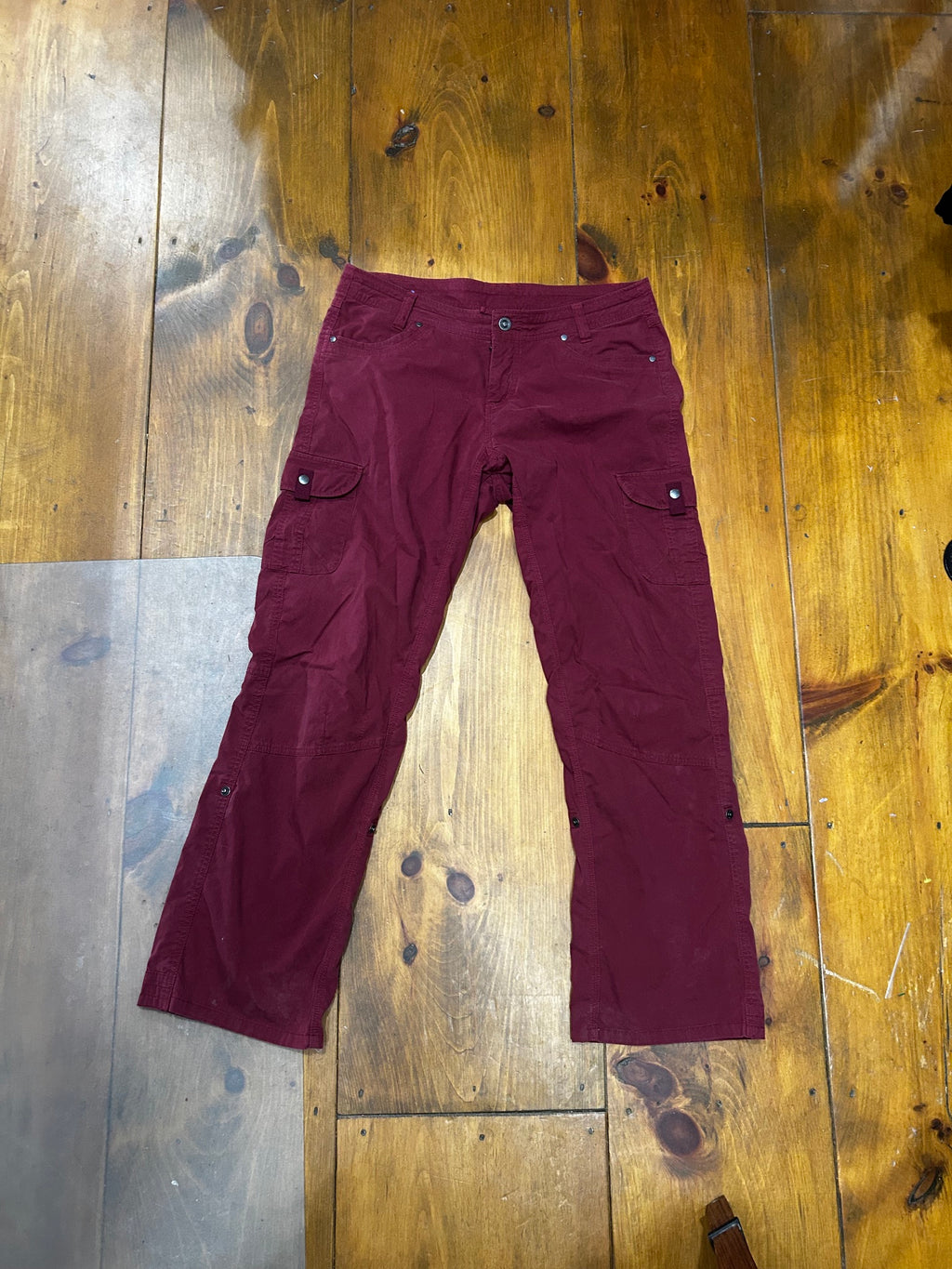 Maroon Kuhl FreeFlex Roll-Up Cargo Pants, 14