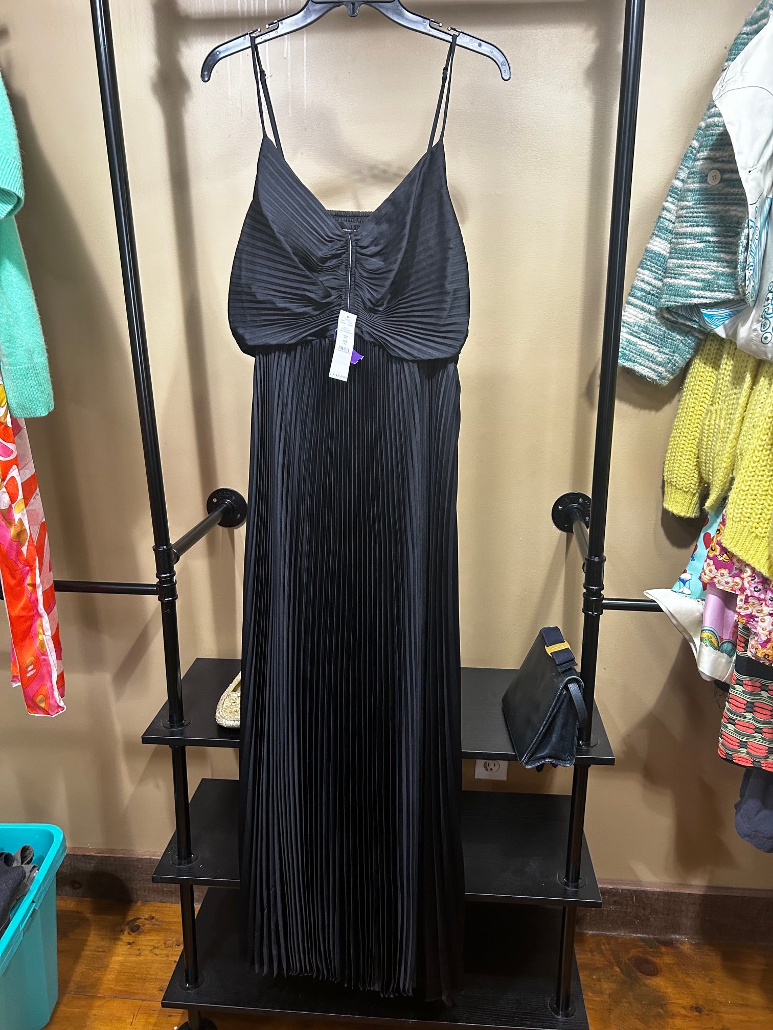 Black WHBM NWT $250 Satin Pleated Maxi, 16