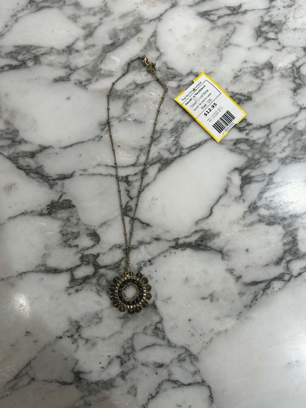 Gold-Tone No Brand Label Pendant Necklace, OS