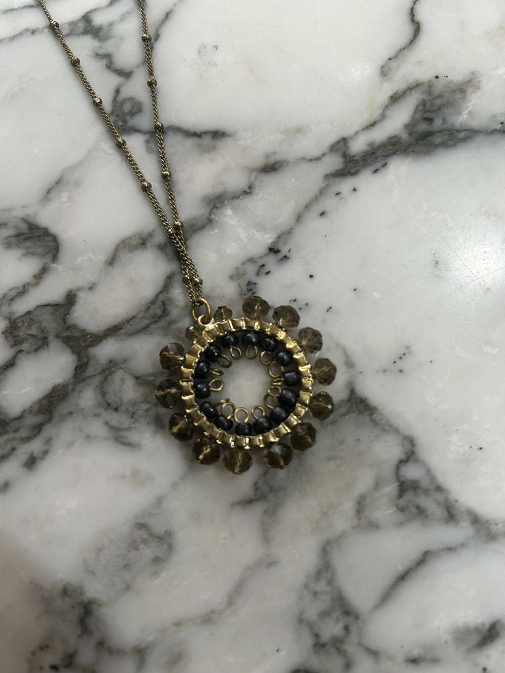 Gold-Tone No Brand Label Pendant Necklace, OS