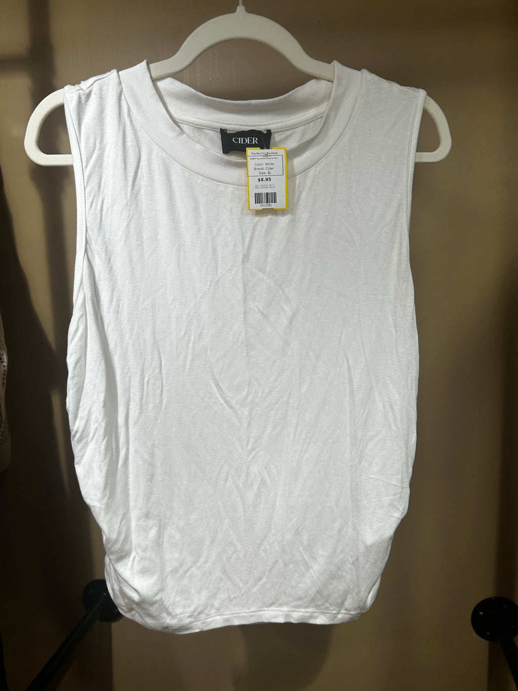 White Cider  NWOT Ruched Muscle Tee, XL