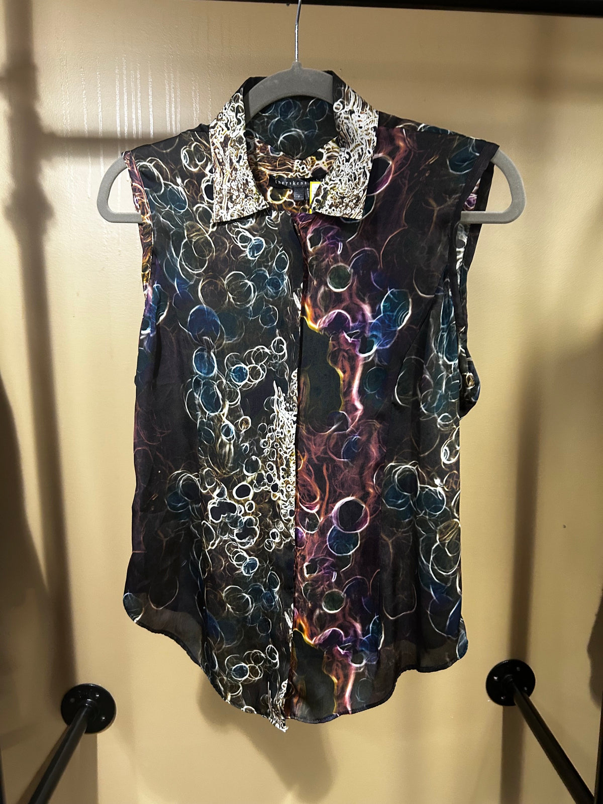 $295 Theory  100% Silk Top, S