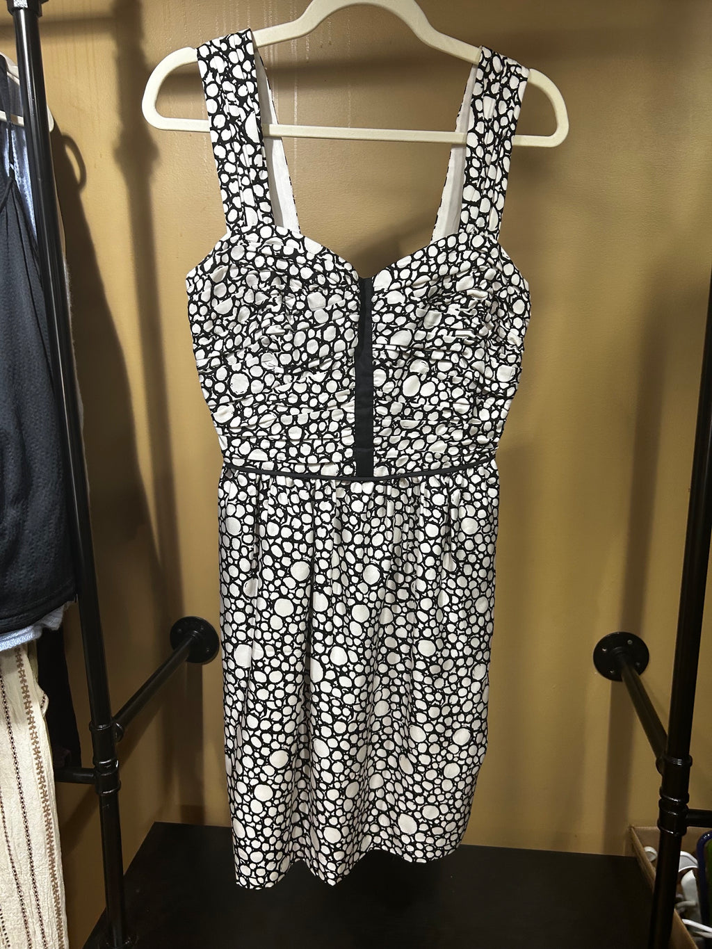 Black and White Print Club Monaco $199 Silk Cocktail Dress, 4